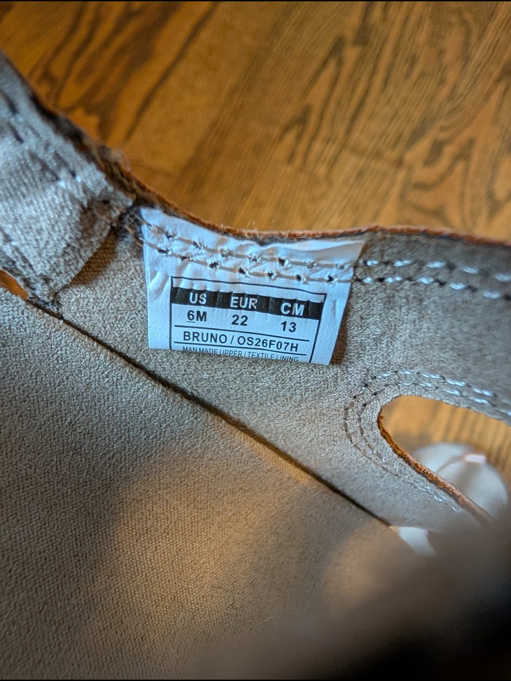 OshKosh B'gosh Tan Double Buckle Toddler Sandals Never Worn